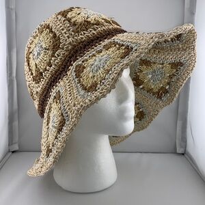 Steve Madden Paper Yarn Floral Crochet Granny Square Bucket Hat OS NWOT